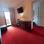 Dworek Szwajcaria 3* Звардонь