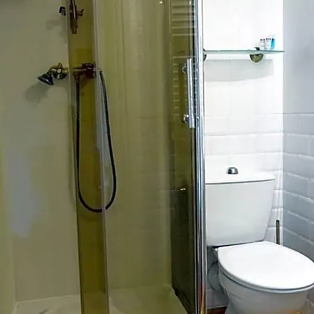 Bed & Breakfast Dworek Szwajcaria 3*