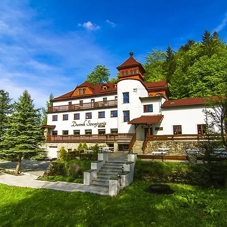 Dworek Szwajcaria Frühstückspension 3*