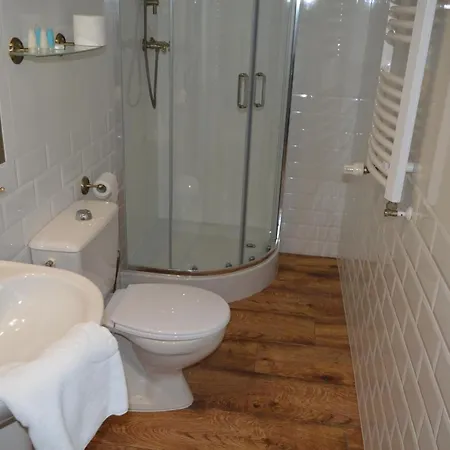 Dworek Szwajcaria 3*