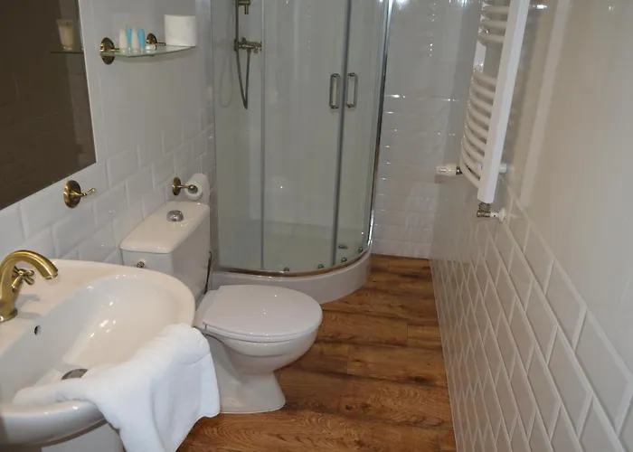 Dworek Szwajcaria 3*